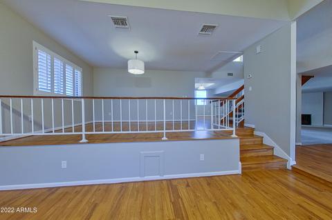 208 E Wood Dr, Phoenix, AZ 85022 photo 5