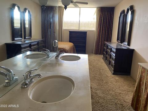 1695 E Maryland Ave, Phoenix, AZ 85016 photo 4