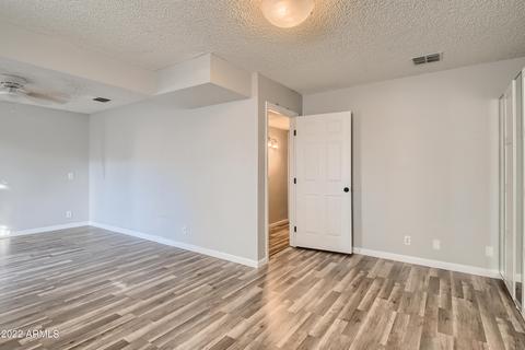 4023 E Hiddenview Dr, Phoenix, AZ 85048 photo 7