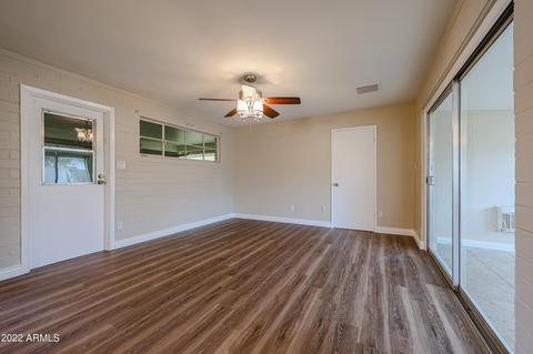 2502 W Freeway Ln, Phoenix, AZ 85021 photo 9