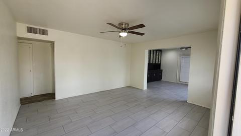 5702 N 36th Dr, Phoenix, AZ 85019 photo 2