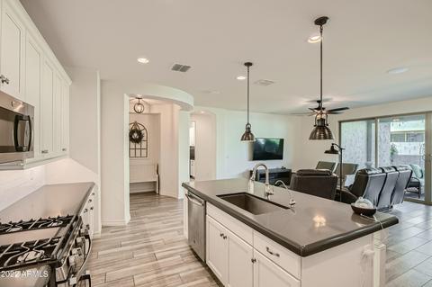 3758 E Welton Ln, Gilbert, AZ 85295 photo 8