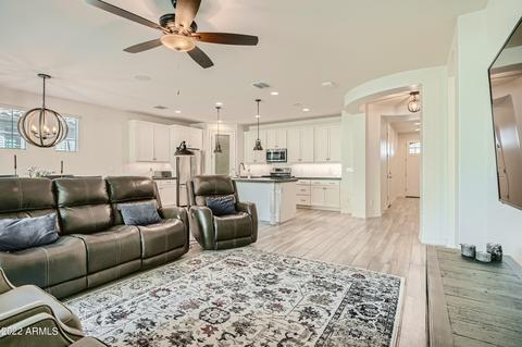 3758 E Welton Ln, Gilbert, AZ 85295 photo 4