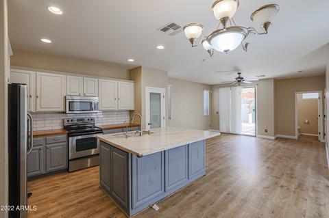 4249 E Santa Fe Ln, Gilbert, AZ 85297 photo 7