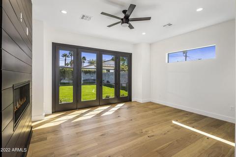 3429 N 35th Pl, Phoenix, AZ 85018 photo 8