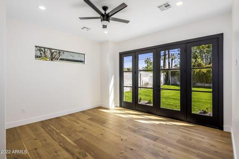 3429 N 35th Pl, Phoenix, AZ 85018 photo 11