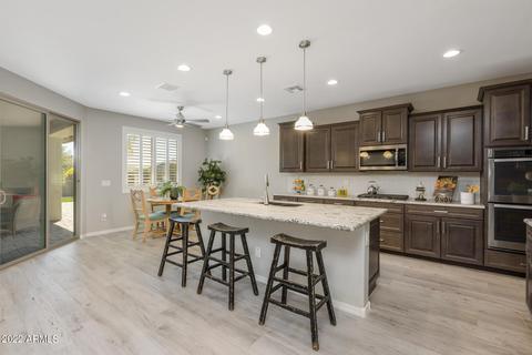 10535 E Thunderbolt Ave, Mesa, AZ 85212 photo 3