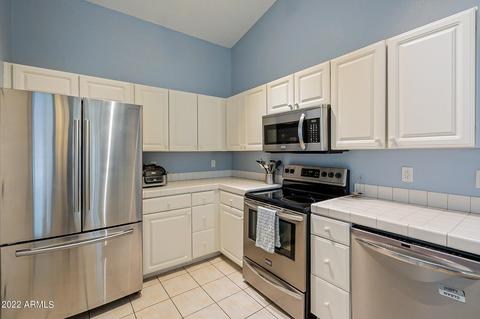 2823 E Blackhawk Dr, Phoenix, AZ 85050 photo 7