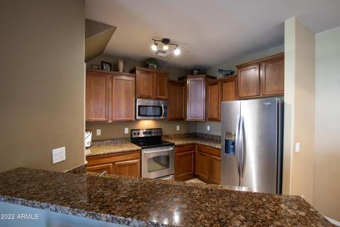 4387 E Morrow Dr, Phoenix, AZ 85050 photo 4