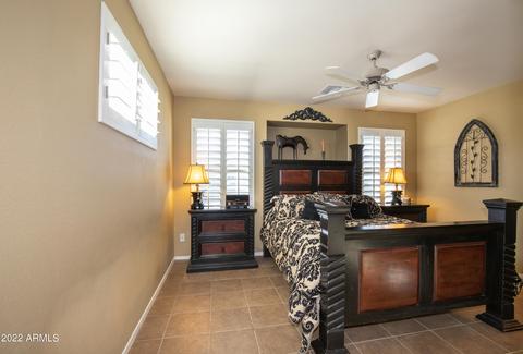 4387 E Morrow Dr, Phoenix, AZ 85050 photo 8