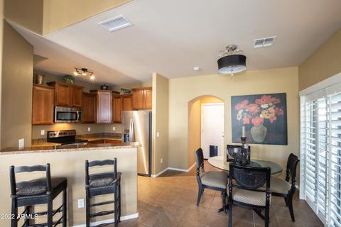 4387 E Morrow Dr, Phoenix, AZ 85050 photo 5