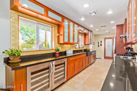 4202 E Patricia Jane Dr, Phoenix, AZ 85018 photo 11