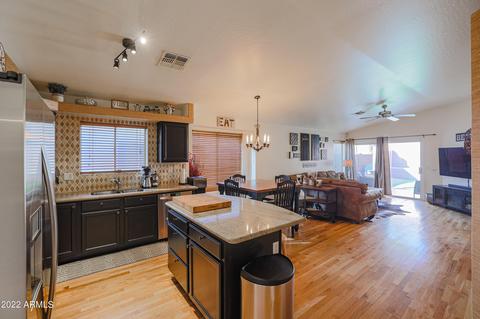 1938 E Siesta Ln, Phoenix, AZ 85024 photo 4