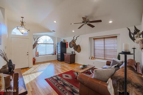 1938 E Siesta Ln, Phoenix, AZ 85024 photo 3