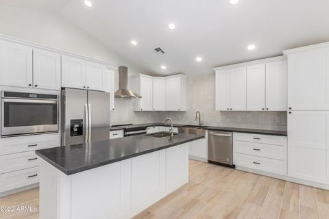 1361 E Dava Dr, Tempe, AZ 85283 photo 4