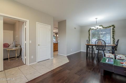 1004 E Stottler Ct, Gilbert, AZ 85296 photo 11