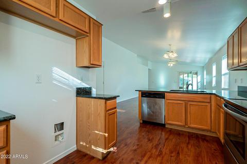 900 W Broadway Ave #52, Apache Junction, AZ 85120 photo 14