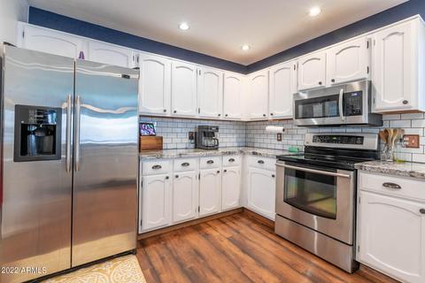 1018 S Surfside Dr, Gilbert, AZ 85233 photo 6