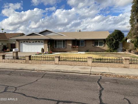 2134 E Watson Dr E, Tempe, AZ 85283 photo 1