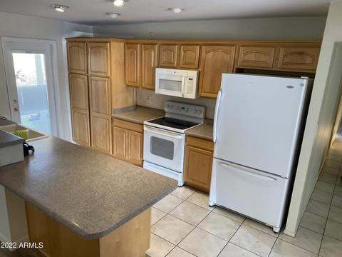 2134 E Watson Dr E, Tempe, AZ 85283 photo 3