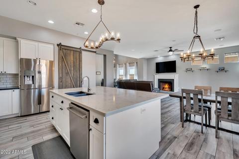 980 W Calypso Ct, Gilbert, AZ 85233 photo 4