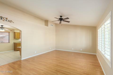 7721 E Navarro Ave, Mesa, AZ 85209 photo 2