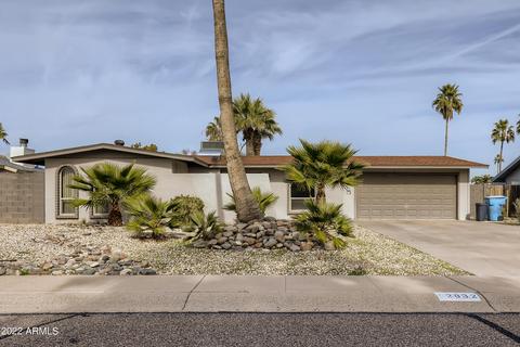2832 E Sylvia St, Phoenix, AZ 85032 photo 2