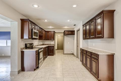 2832 E Sylvia St, Phoenix, AZ 85032 photo 8