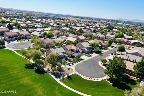 3447 E Bautista Ct, Gilbert, AZ 85297 photo 2