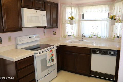 422 W Fellars Dr, Phoenix, AZ 85023 photo 7