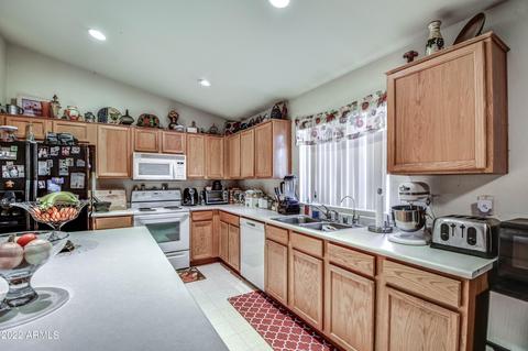 10335 E Idaho Ave, Mesa, AZ 85209 photo 9