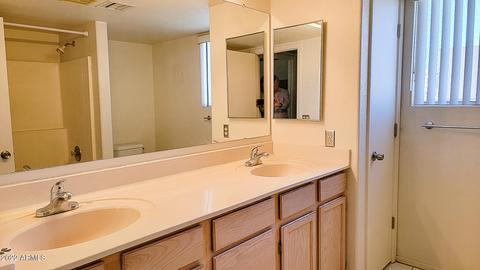 4234 E Morrow Dr, Phoenix, AZ 85050 photo 13