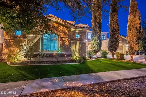 4611 E Desperado Rd, Gilbert, AZ 85297 photo 2