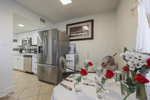 4246 N 67th Ln, Phoenix, AZ 85033 photo 5