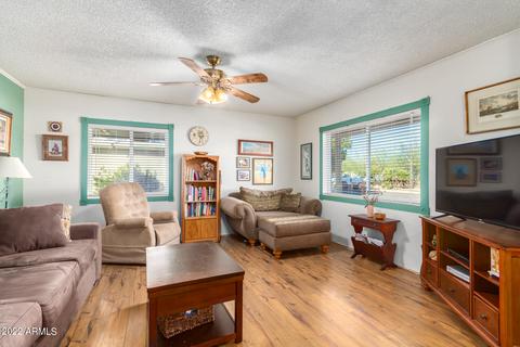 2331 E Betty Elyse Ln, Phoenix, AZ 85022 photo 6