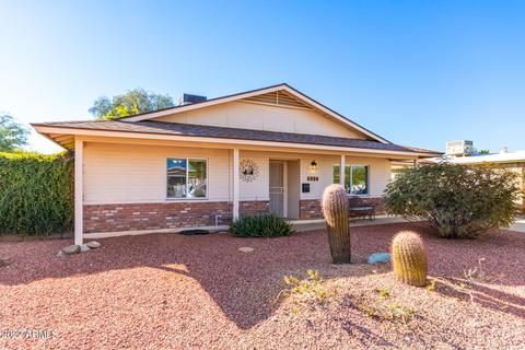 2331 E Betty Elyse Ln, Phoenix, AZ 85022 photo 2