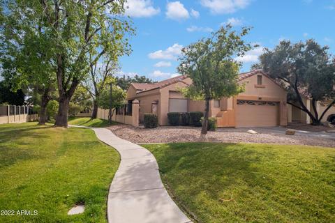 921 S Abalone Dr, Gilbert, AZ 85233 photo 2
