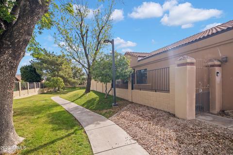 921 S Abalone Dr, Gilbert, AZ 85233 photo 3