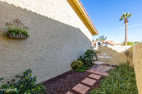 1939 E Krista Way, Tempe, AZ 85284 photo 3