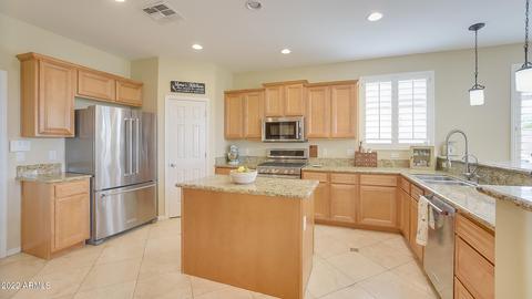 3973 E Meadowview Dr, Gilbert, AZ 85298 photo 9