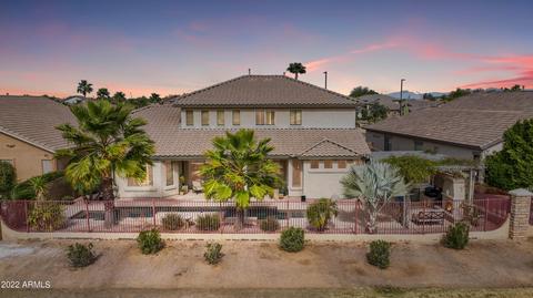 3973 E Meadowview Dr, Gilbert, AZ 85298 photo 2
