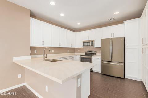 4301 E Pony Ln, Gilbert, AZ 85295 photo 10