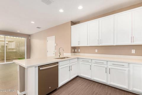 4301 E Pony Ln, Gilbert, AZ 85295 photo 9