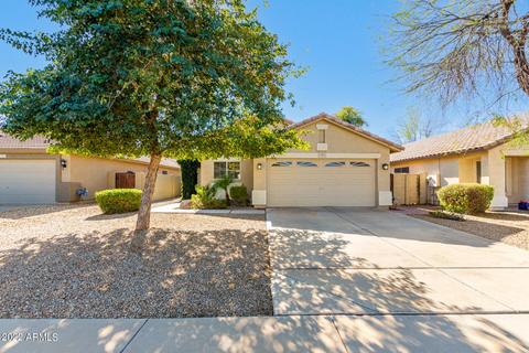 717 E Cantebria Dr, Gilbert, AZ 85296 photo 1