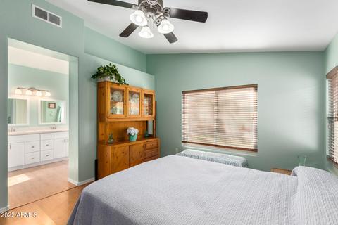 717 E Cantebria Dr, Gilbert, AZ 85296 photo 13