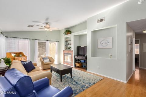 717 E Cantebria Dr, Gilbert, AZ 85296 photo 4