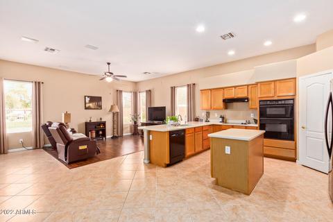 3454 E Rosa Ln, Gilbert, AZ 85297 photo 2