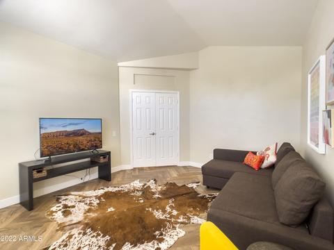 3317 E Oraibi Dr, Phoenix, AZ 85050 photo 6