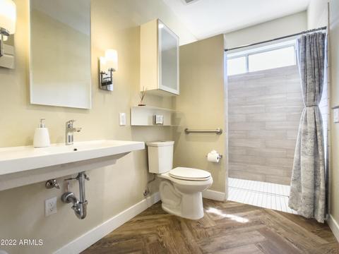 3317 E Oraibi Dr, Phoenix, AZ 85050 photo 27