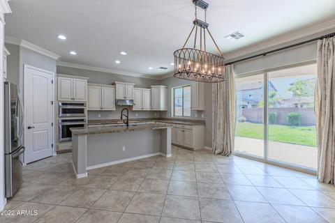2885 E Longhorn Dr, Gilbert, AZ 85297 photo 9